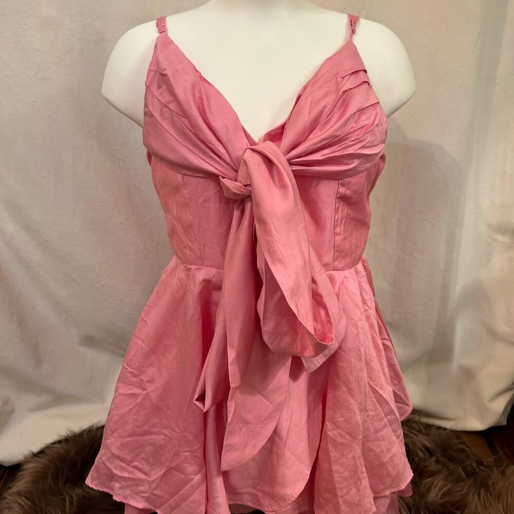 Adorable & Sexy Date Night Top NWT M